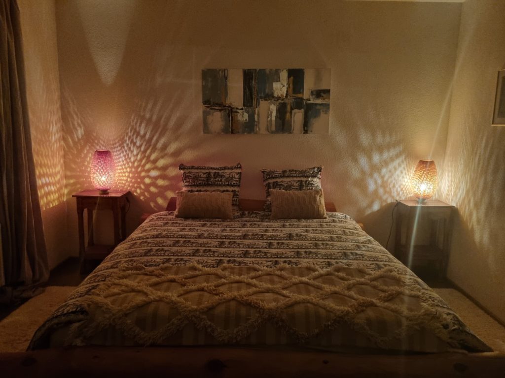 https://old.hotel-marchairuz.ch/wp-content/uploads/2023/06/Chambre-9-superieure--1024x768.jpg